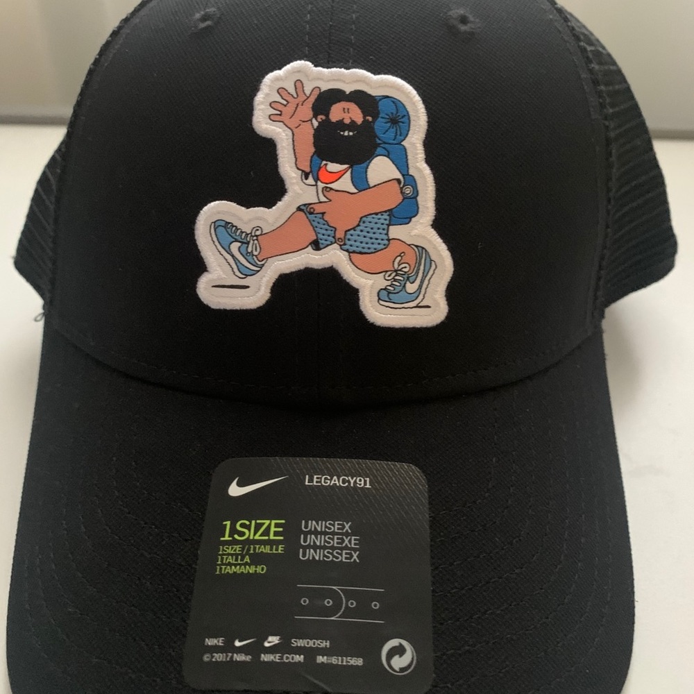 Nike Legacy91 trucker style hat